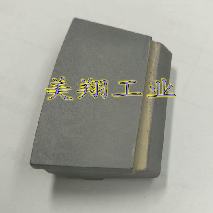 2017110715373624.jpg